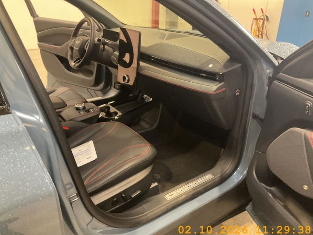 Ford Mustang Mach-E Premium AWD 75 kWh | B&O | Panorama | 360° Camera | ACC 57642221-0.jpg | Meierij Automotive