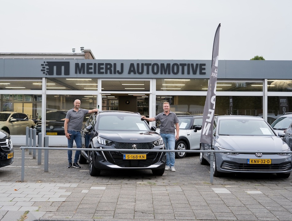 Banner banner_images_2_17895640321583457421.jpg Over ons | Meierij Automotive